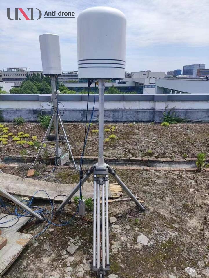 UAV Drone Detector with 360° Detection and 2-5km Range